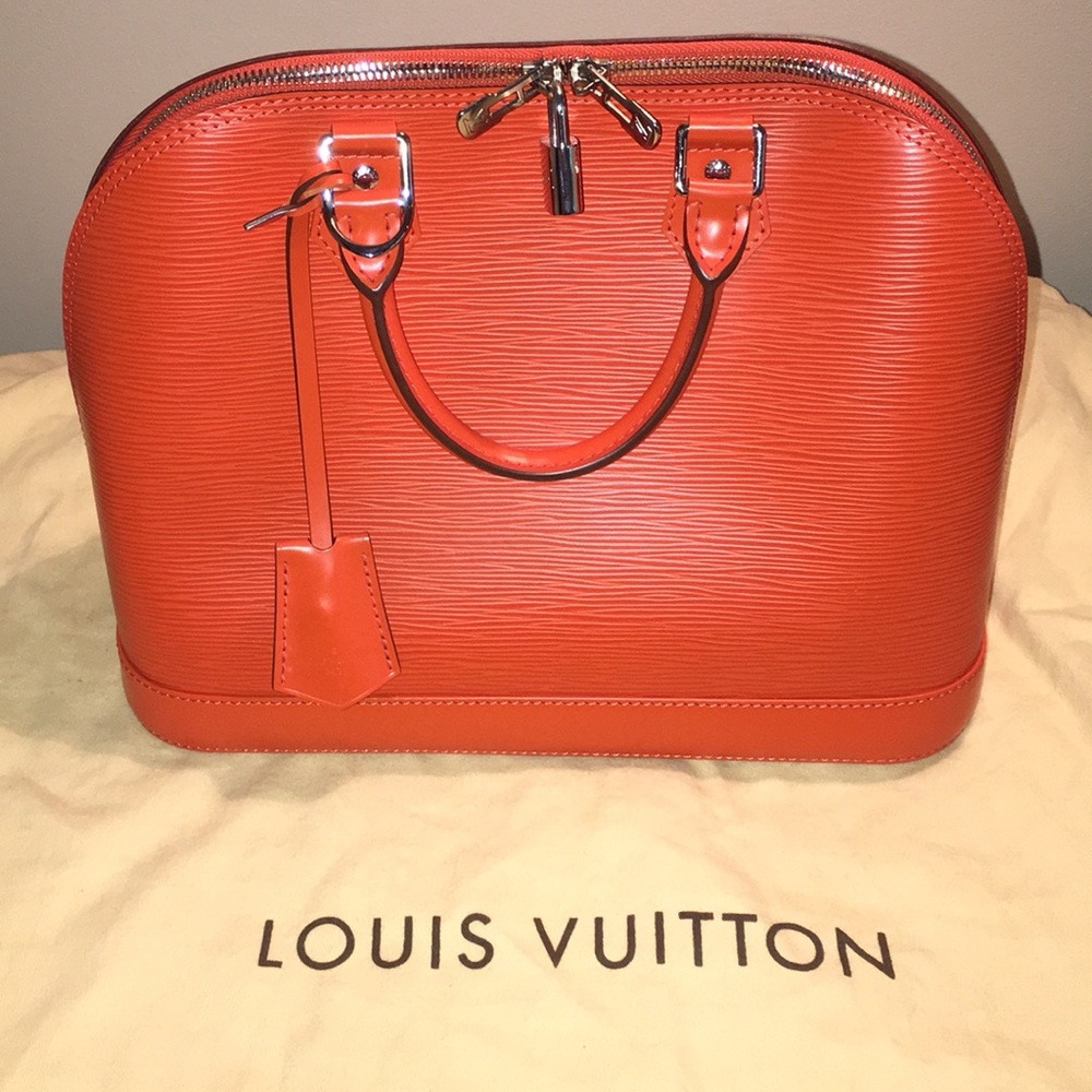 Louis Vuitton Alma PM in Piment Orange